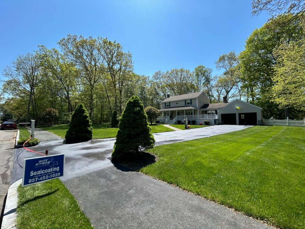 Residential Crack Repair & Sealcoating, North Reading MA