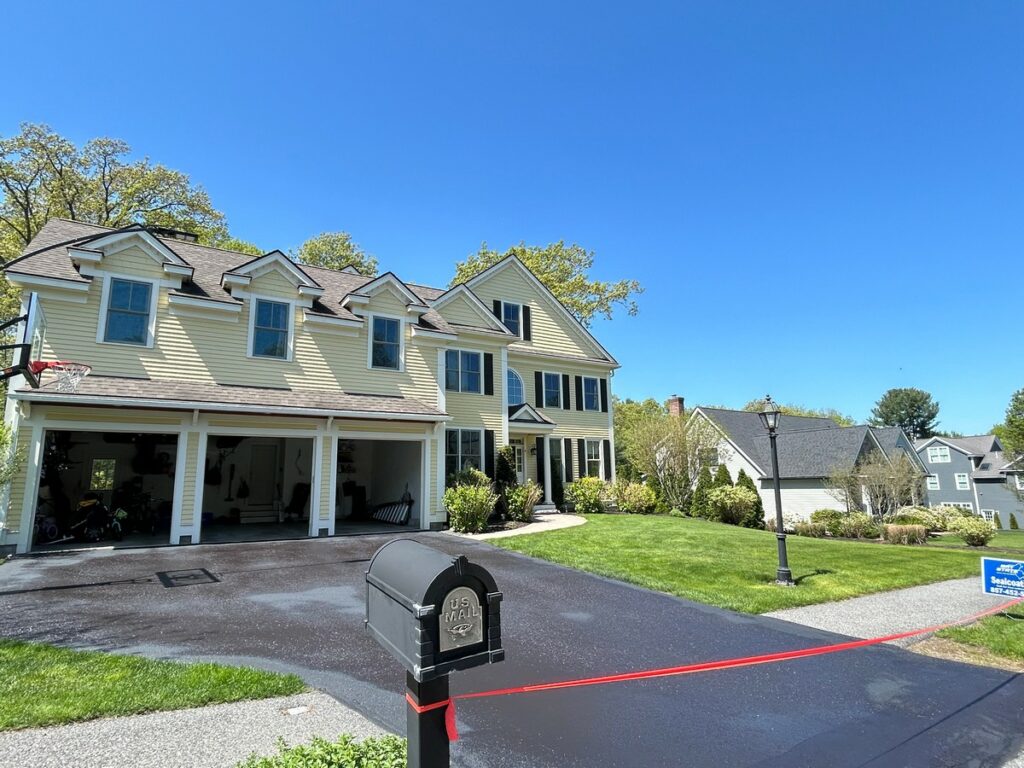Residential Driveway Sealcoating Lexington, MA